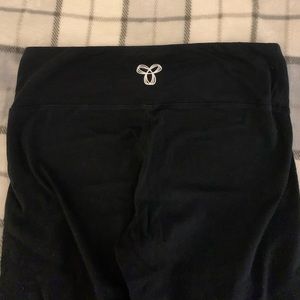 black tna leggings